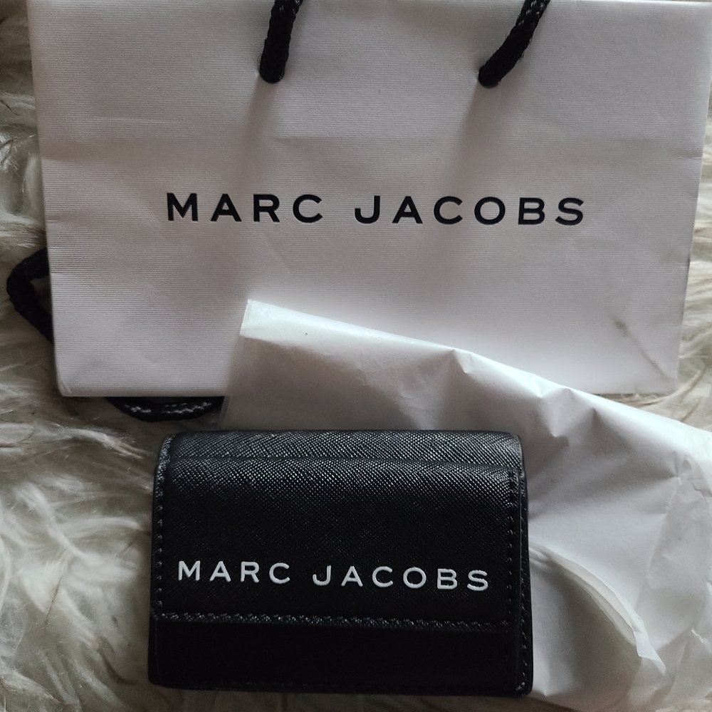 Marc Jacobs Trifold Wallet NWT